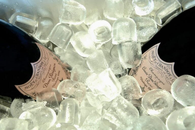 Champagne Grand Cru og Premier Cru.. Tasting Dom Perignon champagne vintage Rose