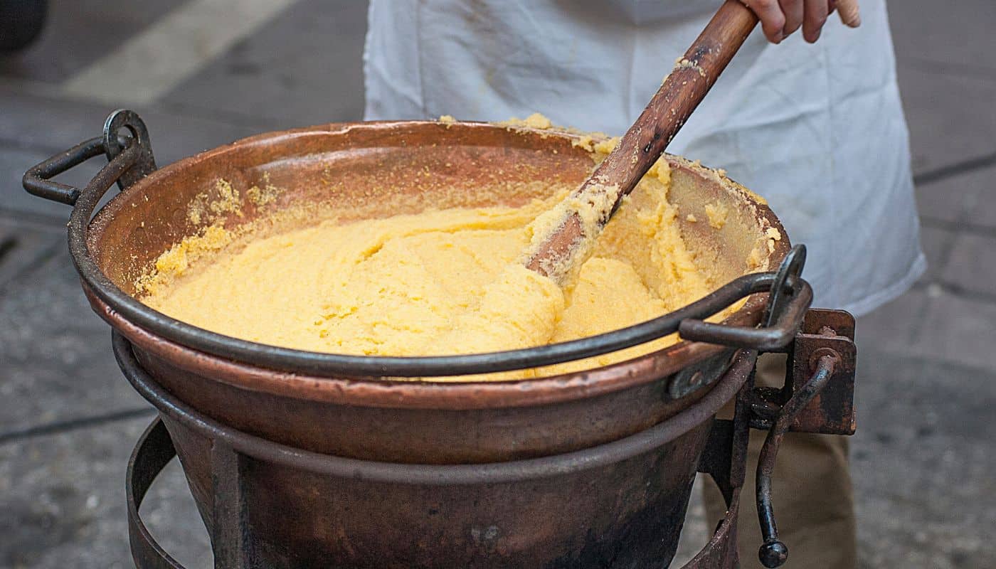 Traditionel måde at lave Polenta på