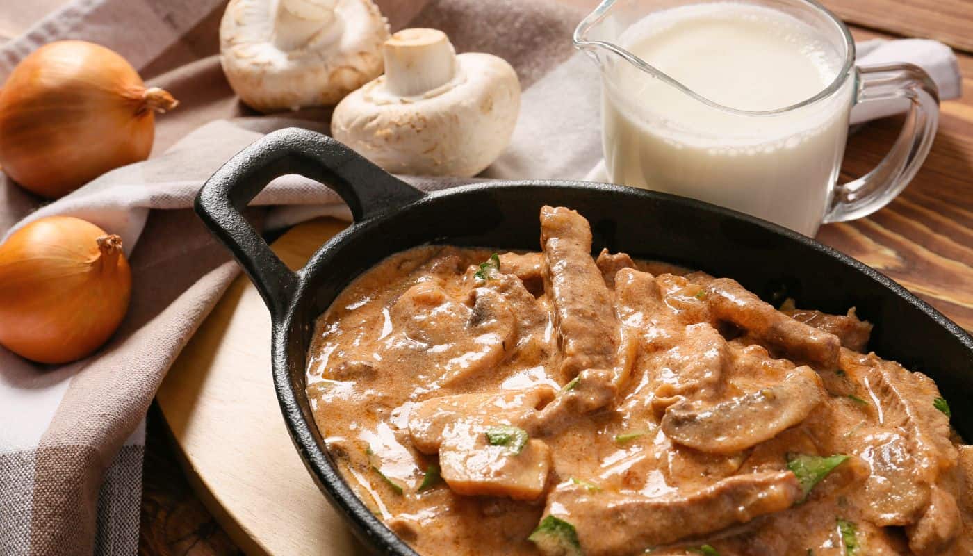 Russisk stroganoff opskrift