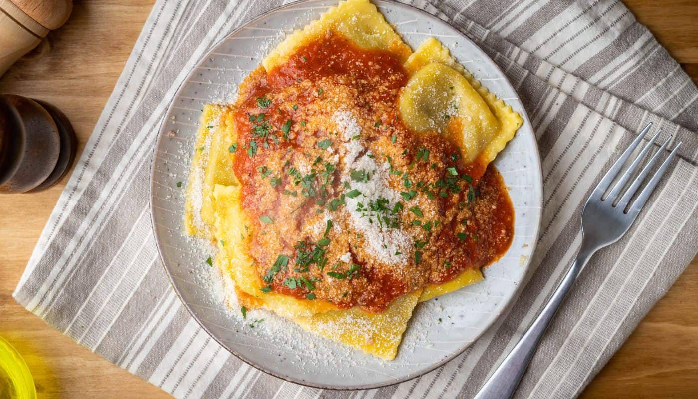 Ravioli med Marinara Sauce