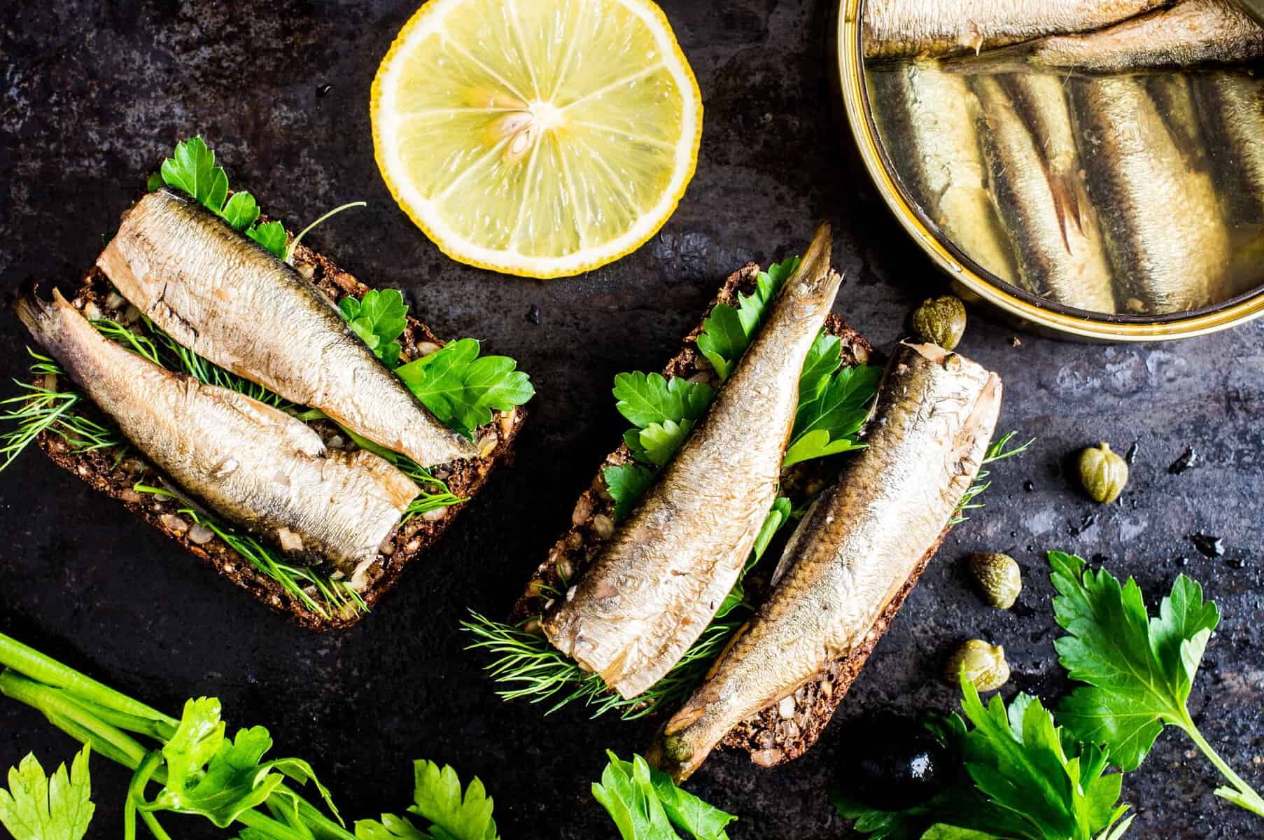 Frokosten er serveret, mangler nok en fadøl og en lille snaps