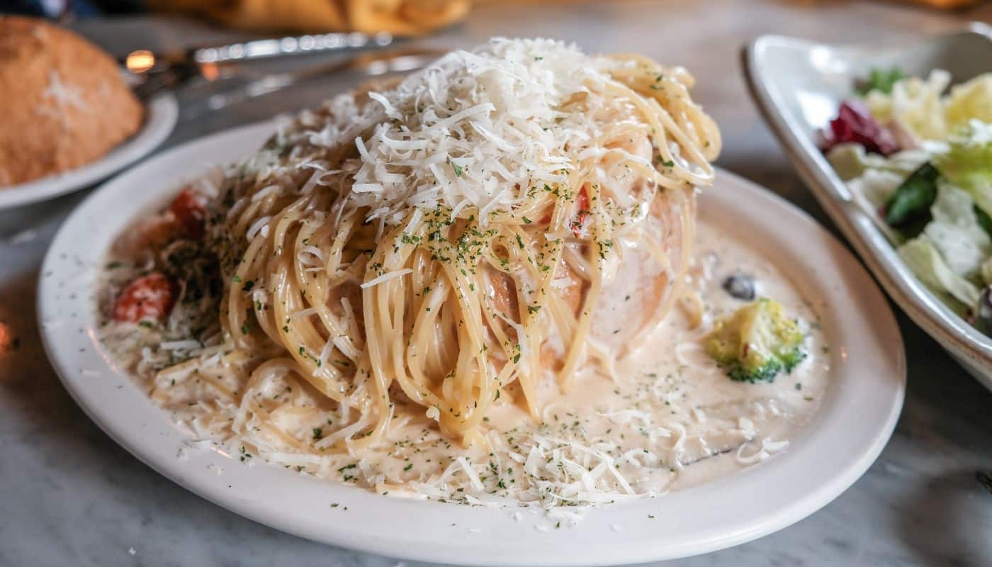 Spaghetti Carbonara med masser af ost