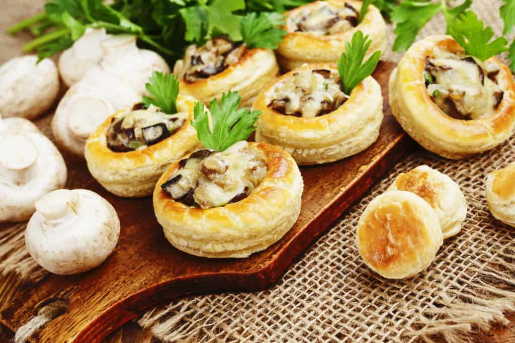 Vol au vent with mushroom stuffing